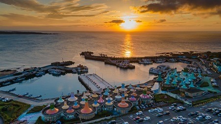 極北富基漁港的夕陽美麗壯觀。 圖：新北漁業處／提供