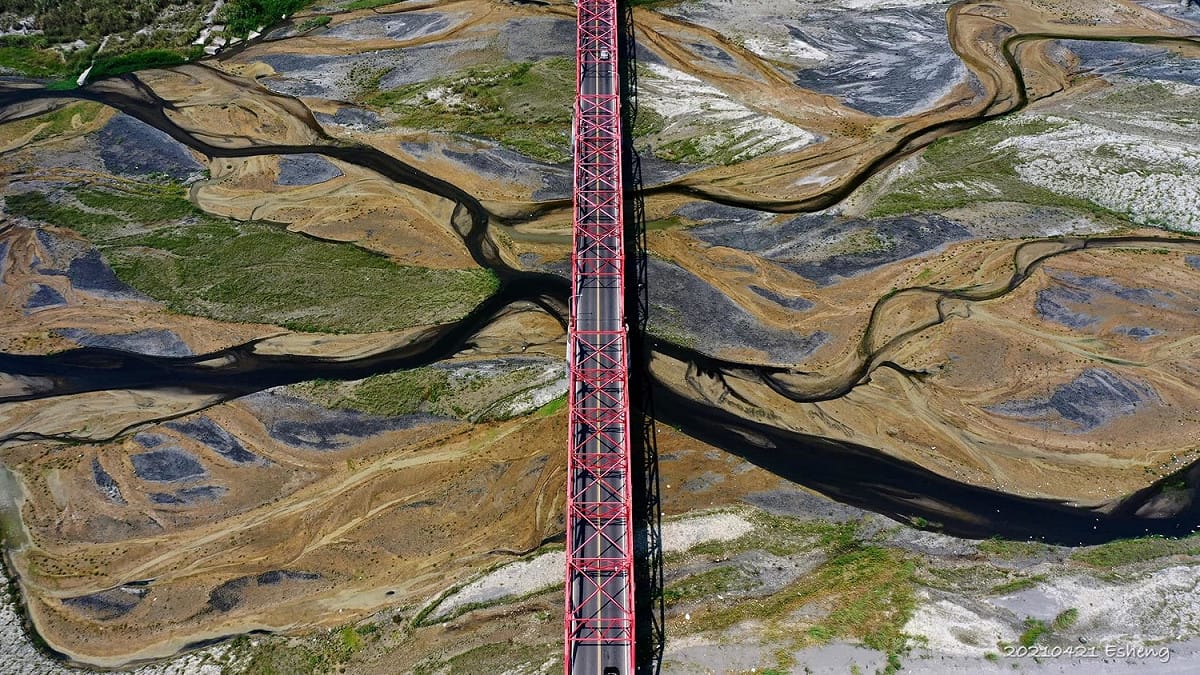 攝影師黃一盛空拍西螺大橋。 圖：黃一盛／提供