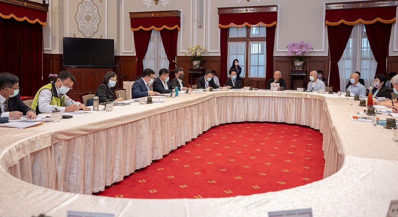 今（22）日是「世界地球日」，蔡英文總統下午接見2021全國NGOs環境會議環保團體代表。 圖：總統府提供