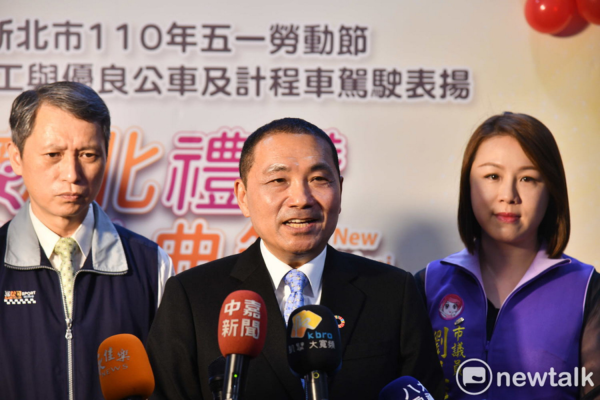 侯友宜在全國13位政治人物中，再度拿下民眾滿意度第一。 圖：林昀真／攝