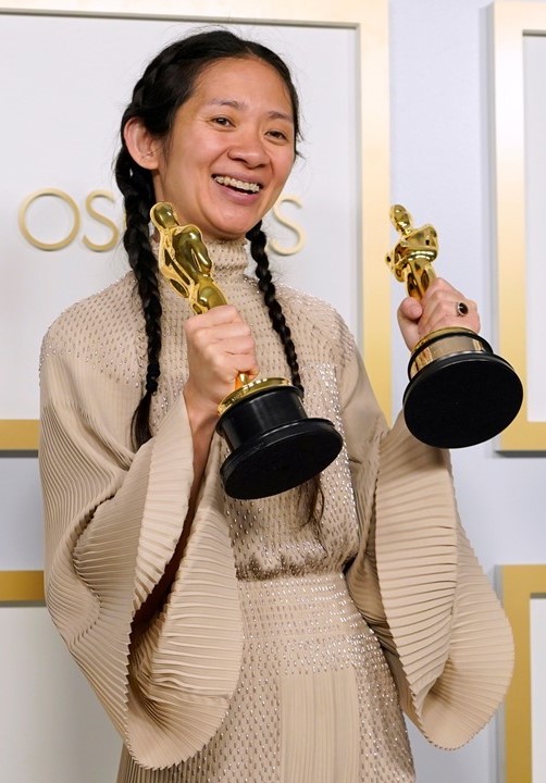 中國女導演趙婷執導的《游牧人生》勇奪3大獎項，成為本屆奧斯卡最大贏家。 圖：達志影像／路透社