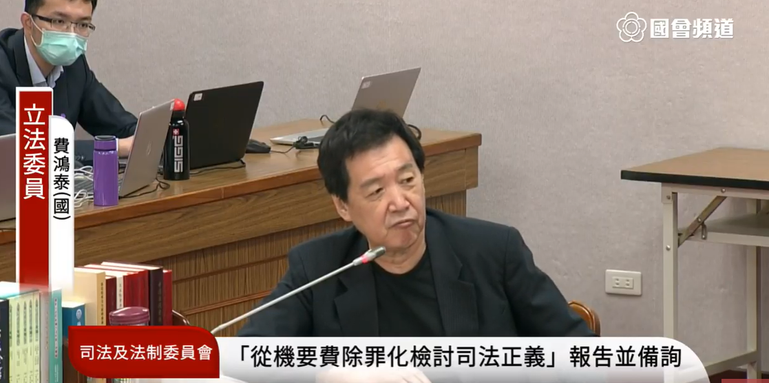 費鴻泰(圖)對柯建銘詢問「你相信吳淑珍閨蜜的發票嗎？」柯則反問「你相信馬英九當初特別費的發票是真的嗎？」 圖：擷取自國會頻道（資料照片）