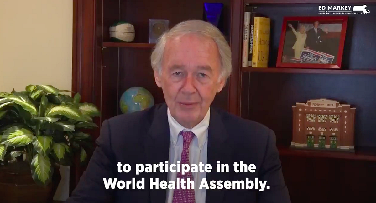 「#LetTaiwanHelp」活動發起人、美國參議院外委會亞太小組主席馬基（Ed Markey）錄影片聲援台灣參與WHA。 圖：翻攝自Ed Markey推特