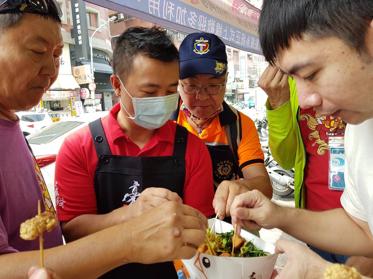 鹹酥雞的靈魂在於九層塔。 圖：竹林有機農場提供