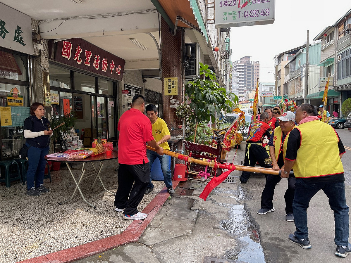 台中市南區國光里媽祖遶境是里內的大事。 市議員邱素貞/提供