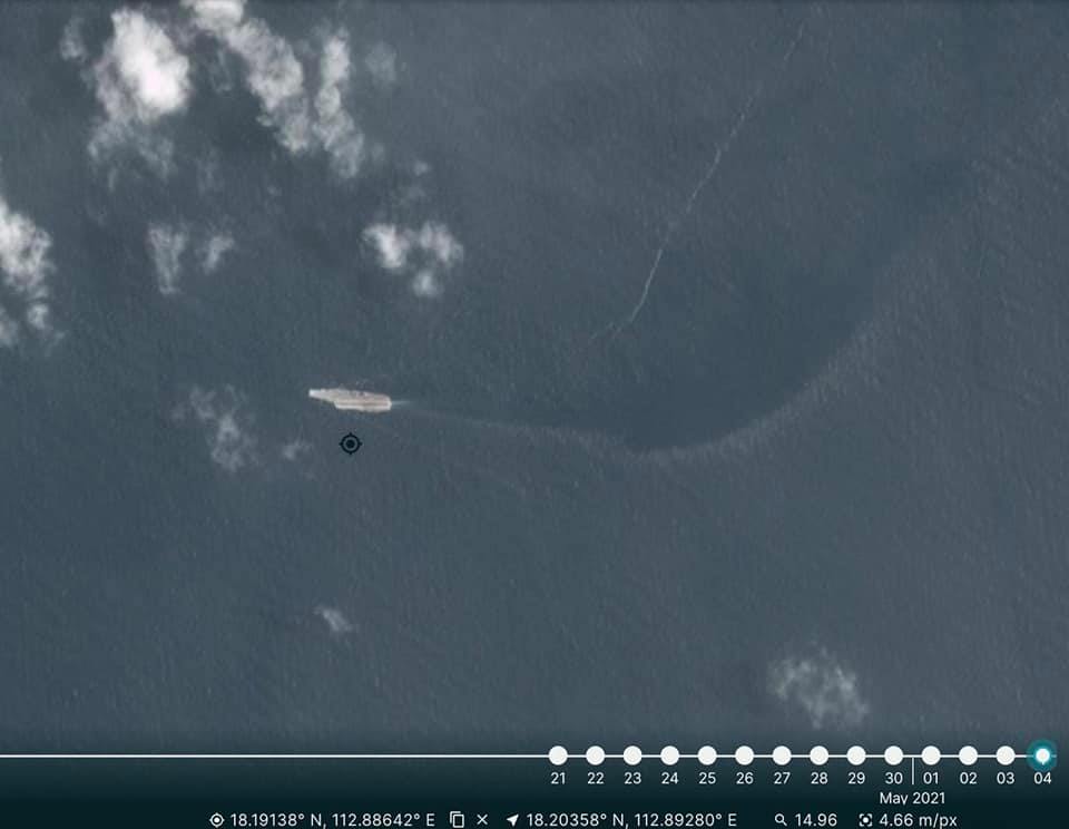 山東號航艦5月4日位置在海南島三亞市以東約300~350公里，是往海南島方向緩慢航行。 圖：翻攝新.二七部隊 軍事雜談臉書