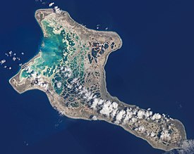 位於太平洋上的基里巴斯是一個擁有12萬居民的國家，控制著世界上最大的專屬經濟區之一，覆蓋了超過350萬平方公里的太平洋海域 取自維基百科