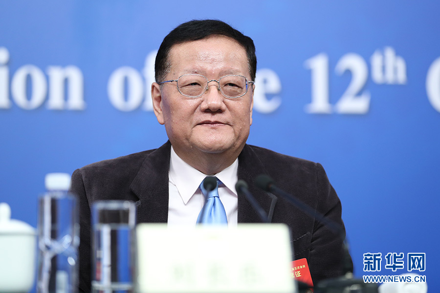 鳳凰衛視前總裁劉長樂兩週前宣布出售鳳凰衛視股份並退出管理層，其女婿賀鑫則因涉嫌鳳凰金融非法集資案遭拘捕。 圖：新華社