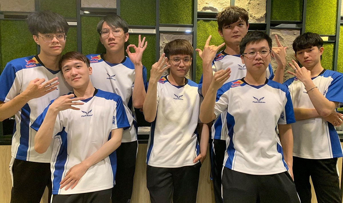 閃電狼在《激鬥峽谷》Icon Series夏季資格賽中拿下三連勝。 圖：翻攝自FlashWolves_英雄聯盟：激鬥峽谷粉絲專頁