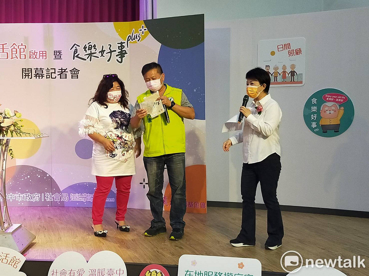 民進黨市議員李天生受邀一同玩有獎徵答。 圖：唐復年攝