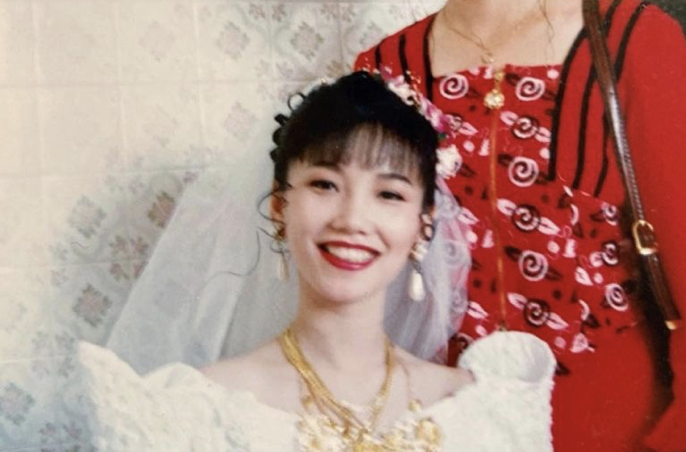 黃琳的媽媽婚紗照。 圖：翻攝IG／lovelynnboo