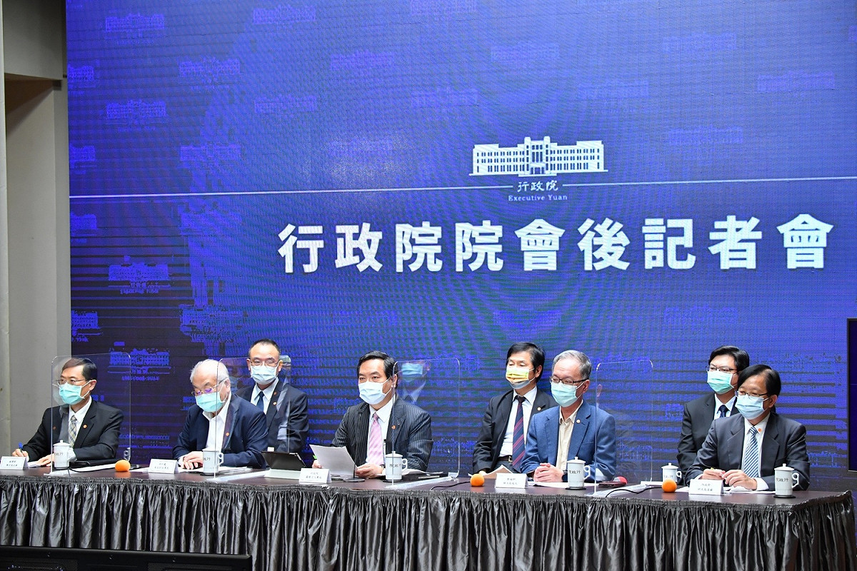 行政院今（13）日舉辦院會後記者會。 圖：行政院提供