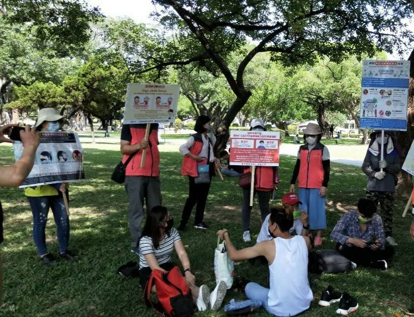 中市勞工局加強移工防疫宣導。 台中市政府/提供