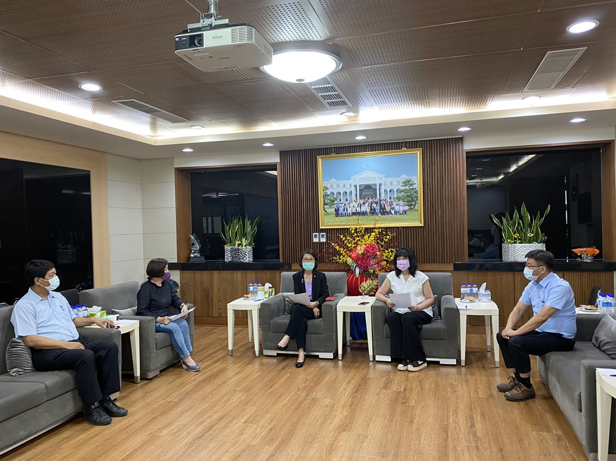 高雄市議會召開黨團協商會議。 圖：高雄市議會/提供