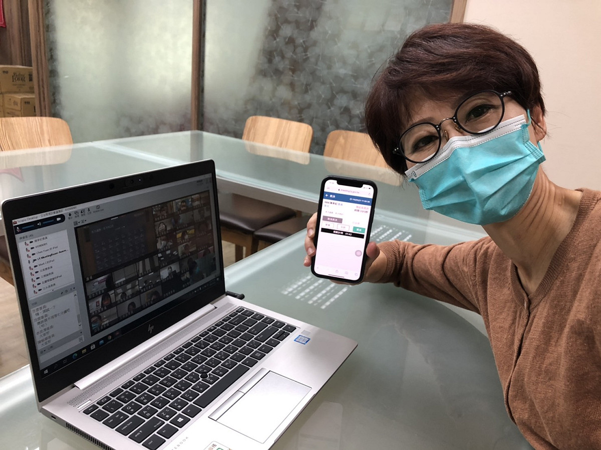 陳亭妃表示，經過這個測試，未來在立法院的會議、質詢，就多一個管道。 圖：陳亭妃辦公室提供