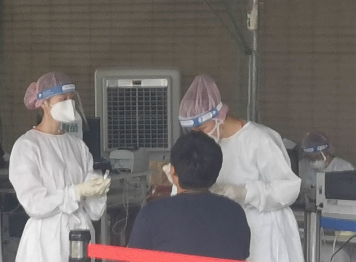 因應疫情升溫，指揮中心持續撥發醫療物資給各地方政府、醫療院所等。 圖：翻攝自衛生福利部台北醫院