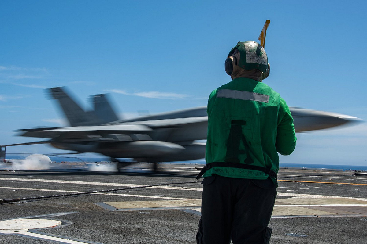 雷根號航空母艦與第五艦載機聯隊(CVW-5)在西太平洋水域聯訓、巡弋。 圖：翻攝U.S. Pacific Fleet推特