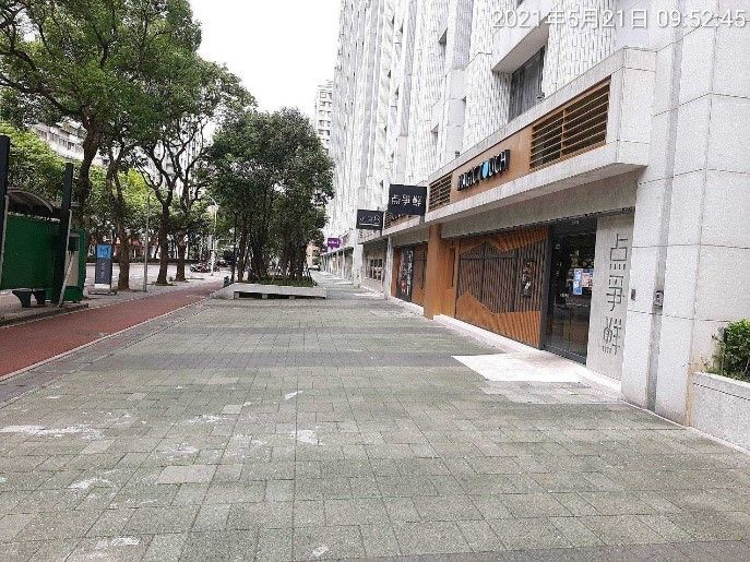 國家住都中心率先議定，自5月起，林口社宅店舖減租50%，為期3個月。 圖：內政部提供