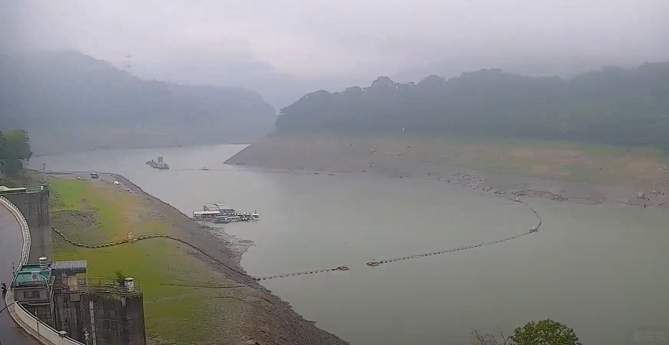 梅雨鋒面連續4天為全台帶來降雨，水庫總進帳達1.1億噸。 圖：擷取自石門水庫即時影像