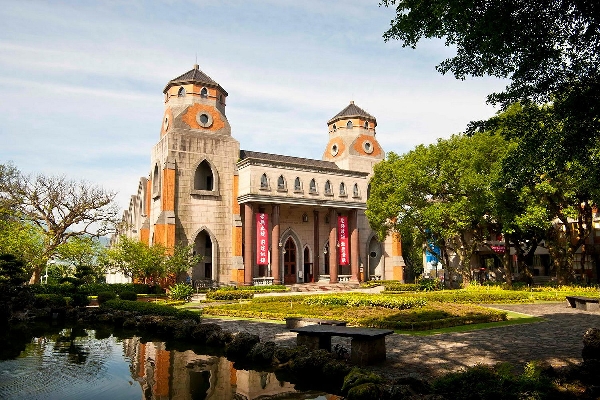 真理大學一名學生染疫。 圖：翻攝自真理大學臉書