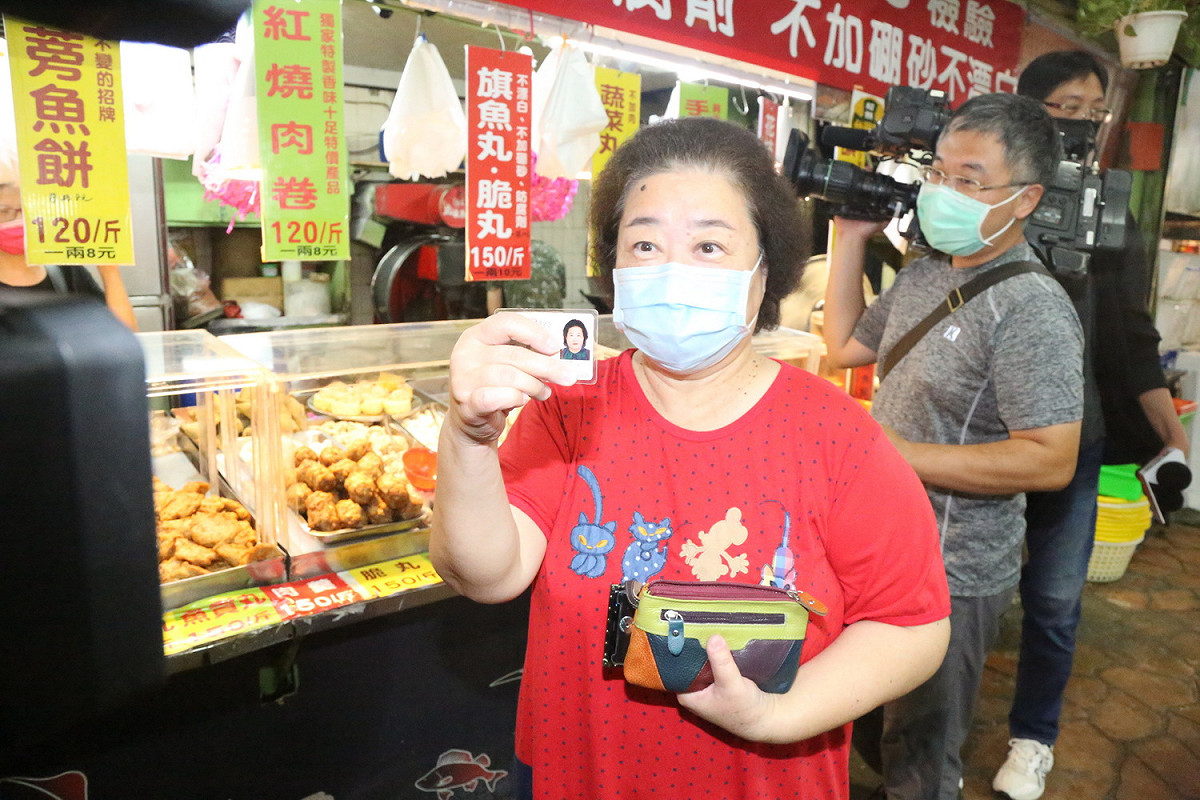 身分證字號尾數為0的劉小姐肯定市場分流政策。 台中市政府/提供