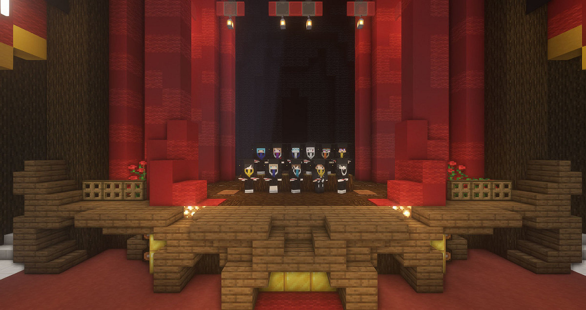 夢想之都工作室在Minecraft中打造了畢業典禮場景與學士袍。 圖：翻攝自夢想之都工作室