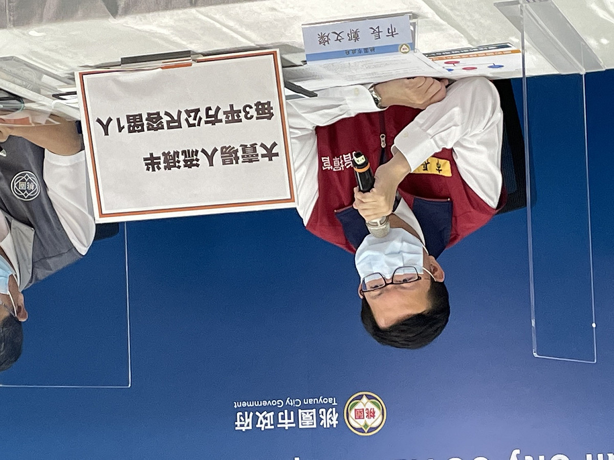 鄭文燦表示，下周一起桃園市1.2萬名長照機構人員可依照風險高低依續接種疫苗。 圖：桃園市政府/提供