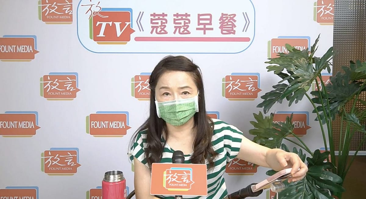 周玉蔻今早在直播節目中透露，這124萬劑AZ疫苗的費用、運送費全由日本買單。 圖：翻攝自周玉蔻臉書