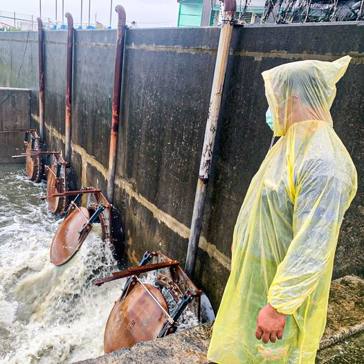 屏東雨量冠全台 縣府嚴陣以待