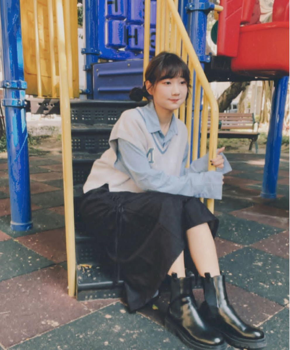 YouTuber愛莉莎莎近來爭議不斷，頻頻因失言挨轟。 圖：翻攝自愛莉莎莎IG