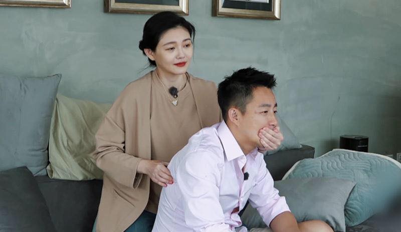 藝人大S在婚變消息一周後，今天（12日）在IG發文怒喊：「蔡！屠殺我們！」。圖為大S及丈夫汪小菲。 圖：翻攝自大S臉書