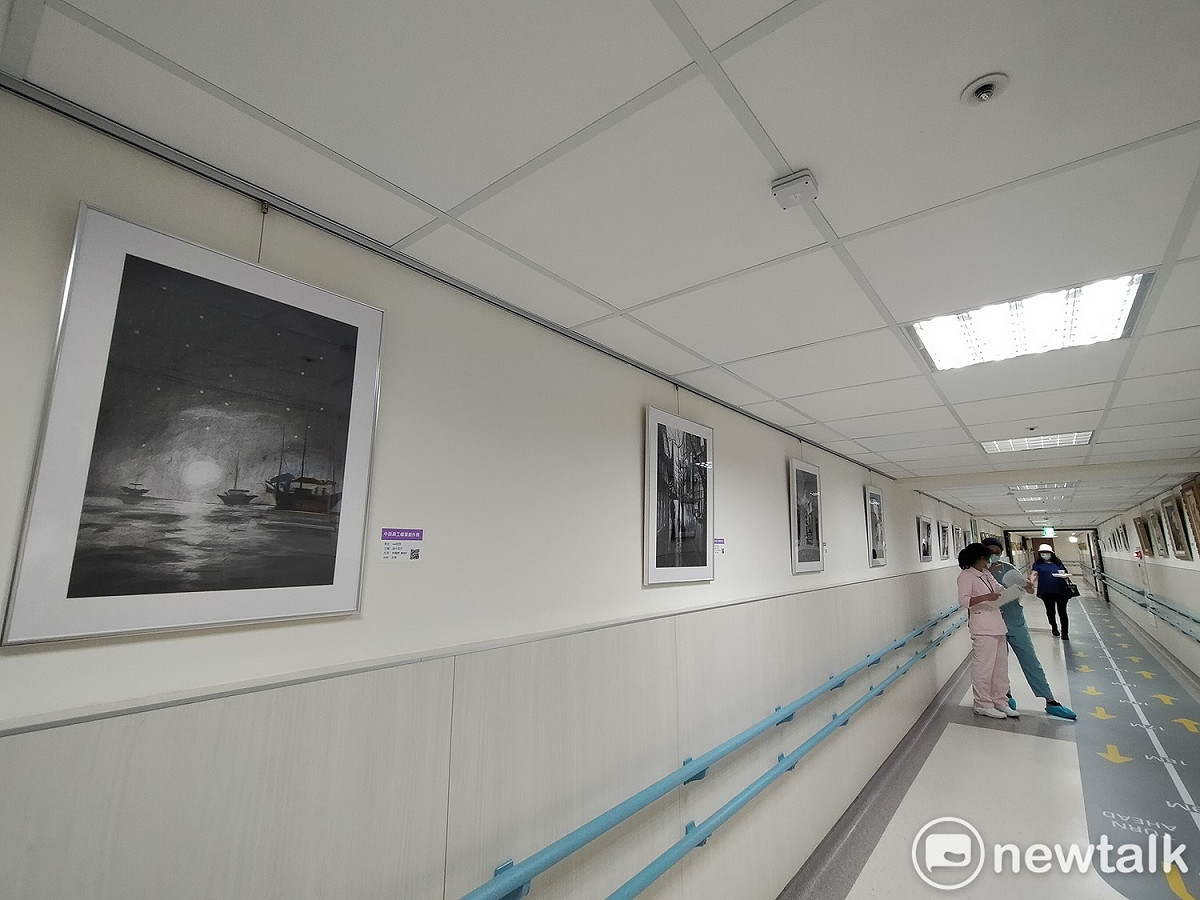 中榮藝廊展出員工作品。 圖：唐復年/攝