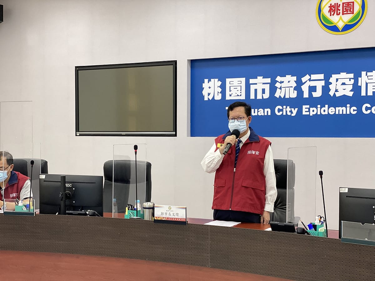 鄭文燦表示，無論疫苗多寡，都應該依照中央規定造冊施打，讓疫苗施打發揮更大的保護力。 圖：桃園市政府／提供
