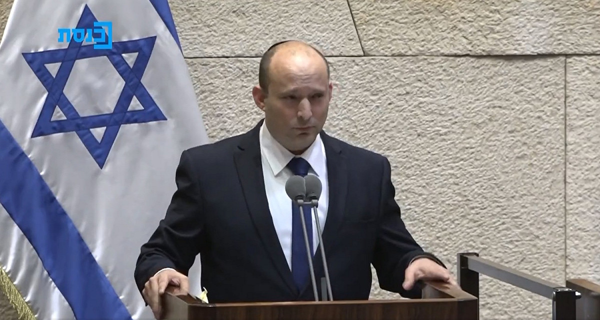 120席的以色列國會（Knesset）今天以60票同意、59票反對、1票棄權，通過由班奈特（Naftali Bennett）和拉皮德（YairLapid）聯手共組新政府。 圖/截取自班奈特（Naftali Bennett）推特