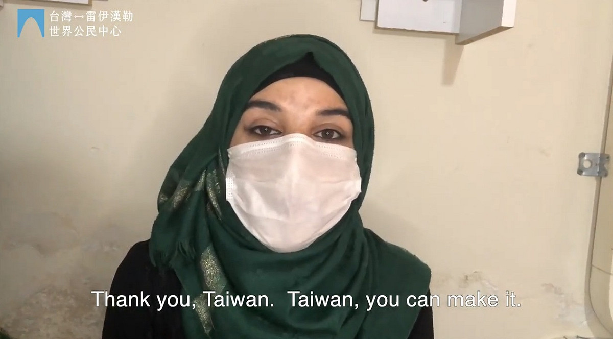林正盛關心難民問題，自去年冬季開始義務協助台灣中心的營運計畫。得知敘利亞婦女關懷台灣的心意後，他的團隊無償協助，將難民們拍攝的畫面剪輯成3分41秒影片，並已上傳YouTube。 圖/翻攝自YouTube