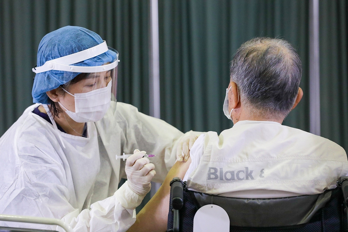 台中市疫苗快打站首日接種秩序良好。 台中市政府/提供