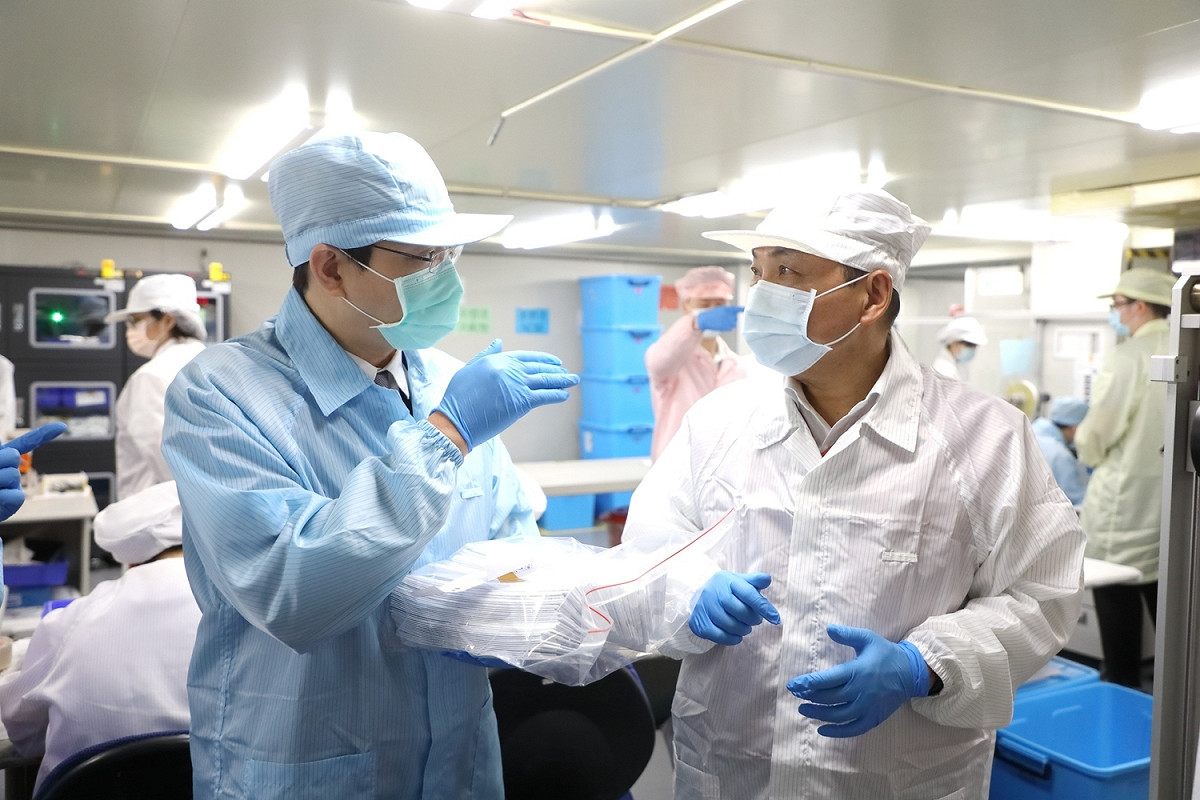 新北市協助泰博公司與轄內醫學中心合作，促成臨床試驗的平台及執行團隊，加速居家快篩產品的臨床試驗。 圖：新北市經發局提供