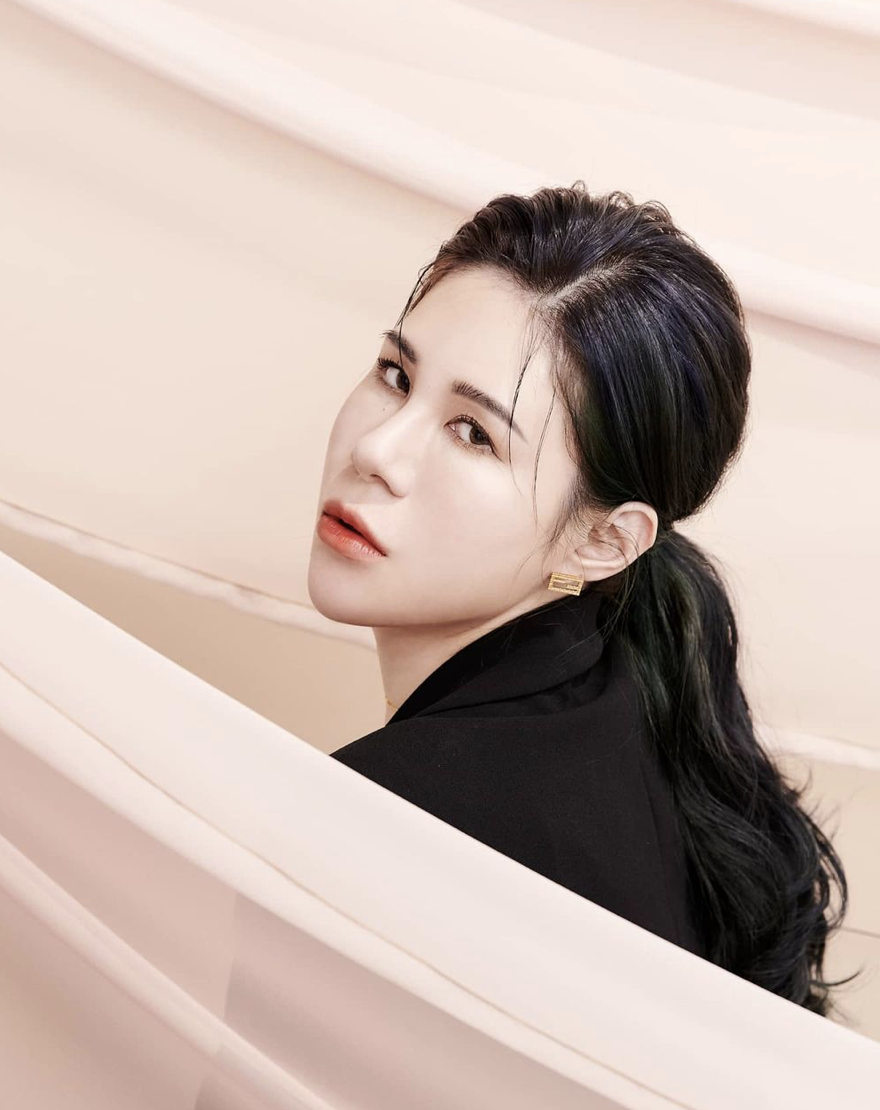 丹妮婊姐開始寫起無聊防疫日記。 圖：翻攝IG／丹妮婊姐