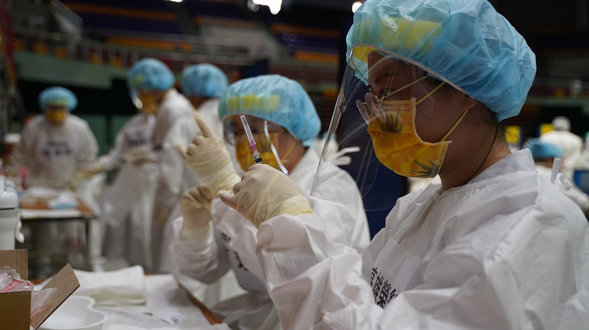 屏東再傳一九旬老翁打疫苗後不治。 圖：屏東縣政府/提供