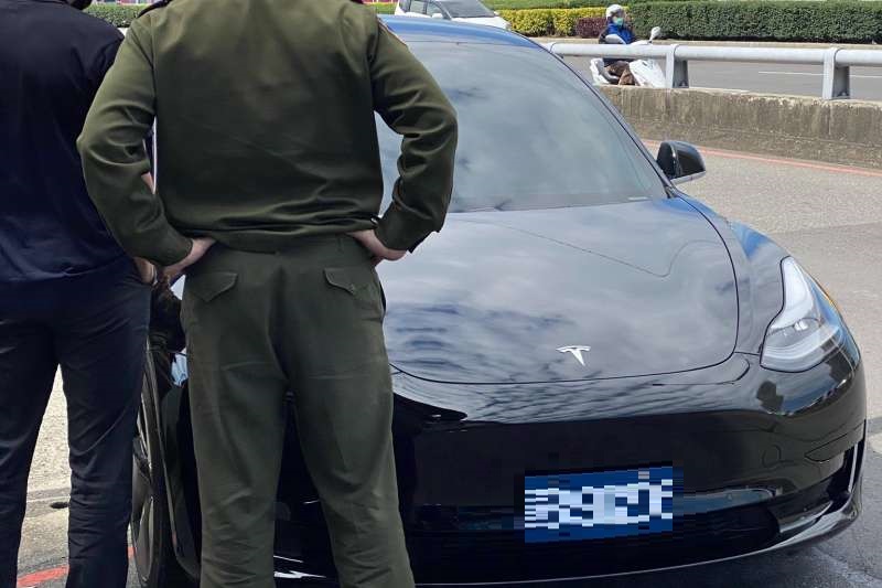國防部去年採購Tesla Model 3作為軍用行政車。 圖：翻攝Tesla Owners Taiwan推特