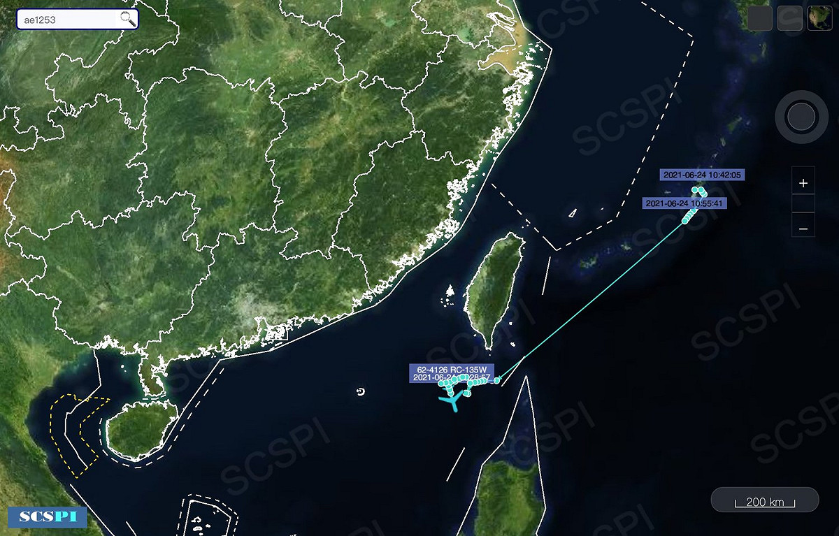 美軍RC-135W往南經巴士海峽抵南海空域。 圖：翻攝SCS Probing Initiative推特