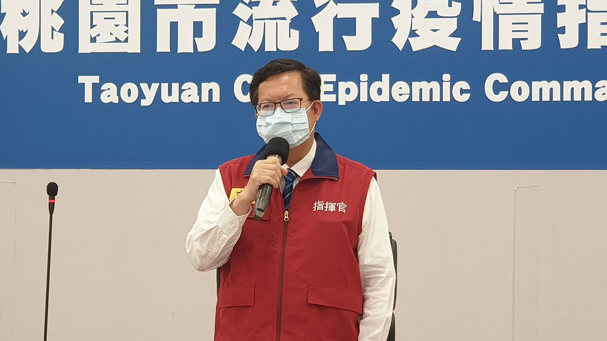 鄭文燦表示，桃園市獲配的AZ及莫德納疫苗都已經快要打完了，呼籲符合施打資格的第一至第六類對象及75歲以上長者盡速接種。 圖：桃園市政府/提供