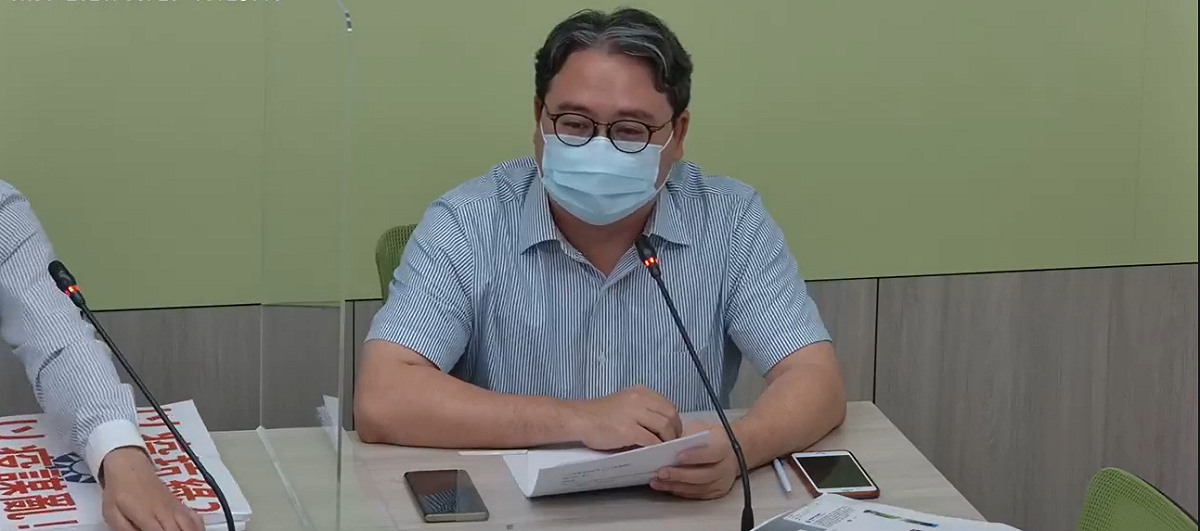 民進黨立法院黨團副幹事長黃世杰。 圖 : 民進黨團臉書
