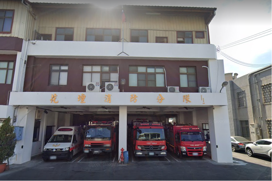 彰化縣政府消防局上午8時多獲報，出動鹿港、線西、花壇、西區、員林、福興等分隊前往搶救。 圖：擷取自google map