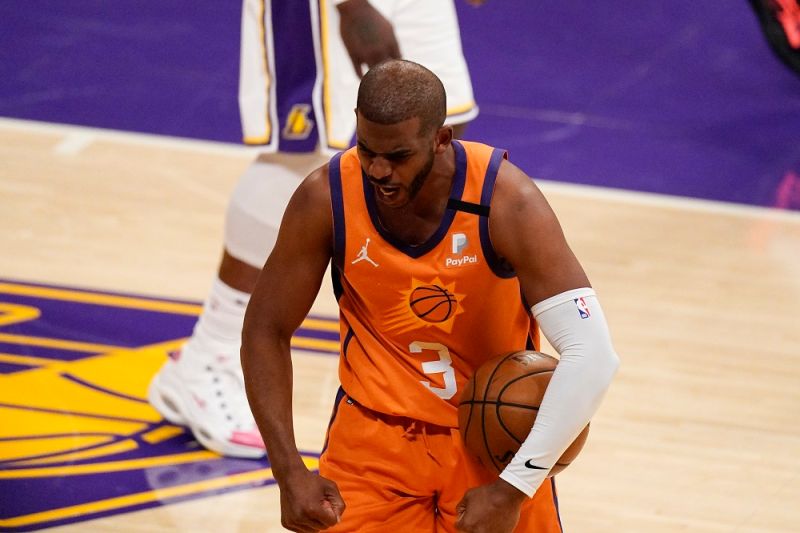 鳳凰城太陽主控「CP3」Chris Paul在西區決賽G6狂轟41分平個人紀錄，率隊贏球拿下系列賽，也是生涯首度打進總冠軍賽。 圖／美聯社／達志影像