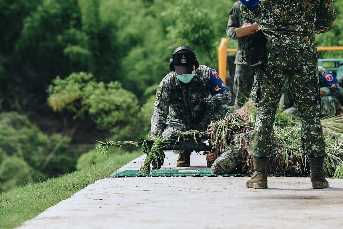 狙擊手鑑測，訓練射手穩定度。 圖：翻攝中華民國陸軍臉書