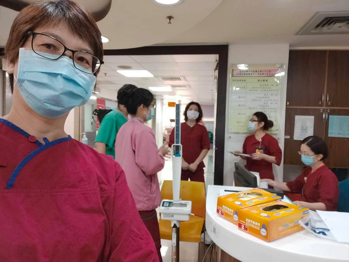 蔡壁如表示，也許是昨天環南市場林勝東會長的嗆聲，今天去快篩的人變多了。 圖：翻攝自蔡壁如臉書