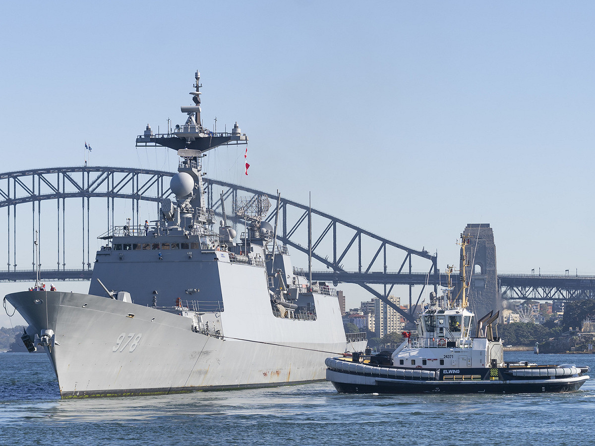 南韓派出「李舜臣級」驅逐艦「王建號(DDH-978)」參加「護身軍刀」軍演。 圖：翻攝Royal Australian Navy推特