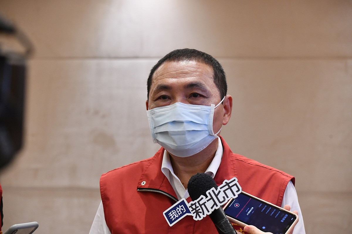 侯友宜代表市民感謝企業人士積極協助奔走，採購量夠、品質好的疫苗進來台灣。 圖：新北市政府／提供