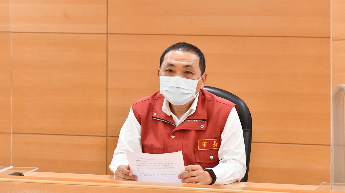 侯友宜宣布，三級警戒期間，新北市餐飲業仍不開放內用、一律採外帶。 圖：新北市政府／提供